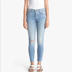 Mother Denim Stunner Ankle Fray